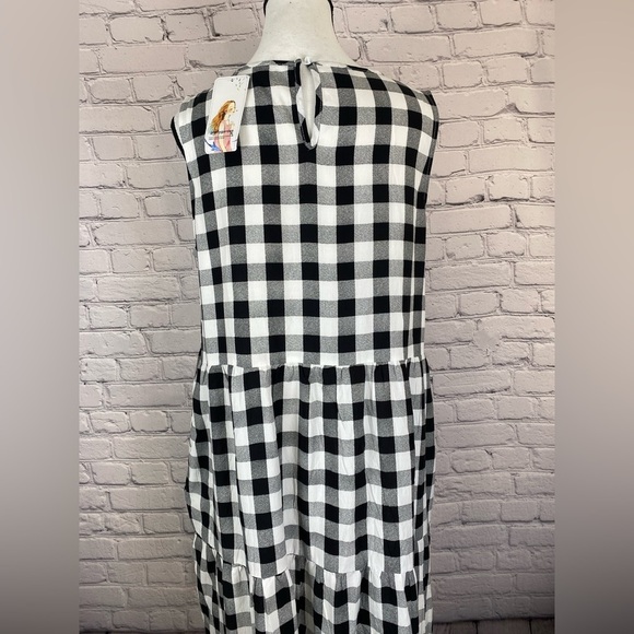 Pretty Garden Buffalo Plaid Dress size Large - Picture 8 of 10